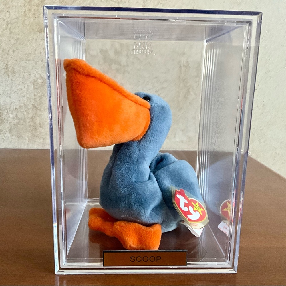 Mint Scoop Beanie Baby in Display Box